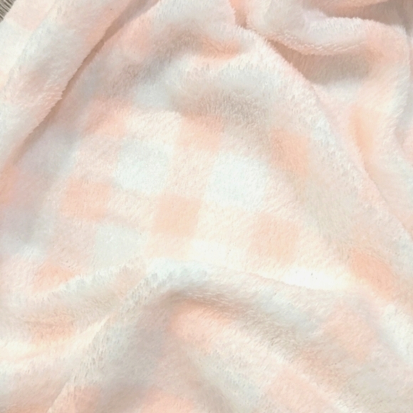 2 for $25 ❄️ Cozy pink plaid bottoms - Picture 1 of 3